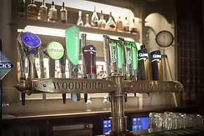 Woodford Dolmen Hotel