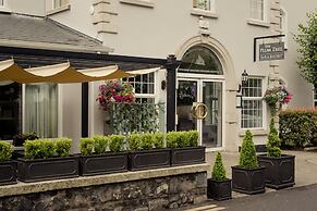 Woodford Dolmen Hotel