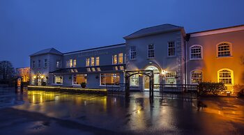 Woodford Dolmen Hotel