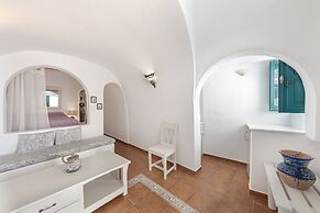 Afroessa Hotel by Pearl Hotel Collection