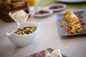 Afroessa Hotel by Pearl Hotel Collection