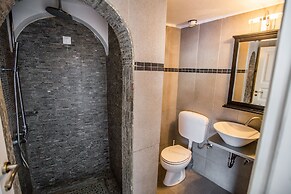 Afroessa Hotel by Pearl Hotel Collection