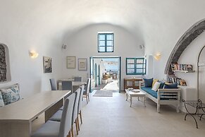 Afroessa Hotel by Pearl Hotel Collection