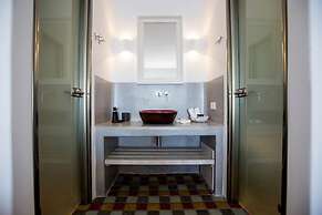 Afroessa Hotel by Pearl Hotel Collection