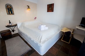 Afroessa Hotel by Pearl Hotel Collection