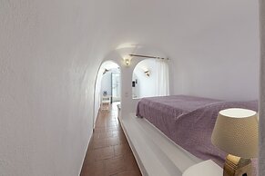 Afroessa Hotel by Pearl Hotel Collection