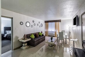 Clarion Inn near McAllen Airport