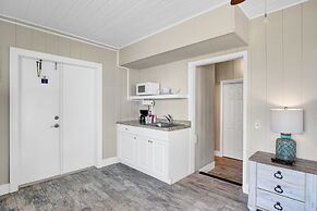 Seascape Resort & Marina