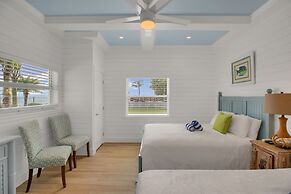 Seascape Resort & Marina