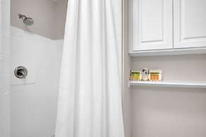 Seascape Resort & Marina