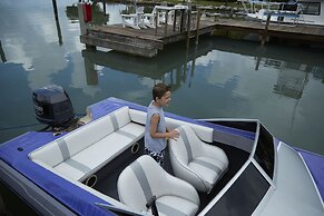 Seascape Resort & Marina