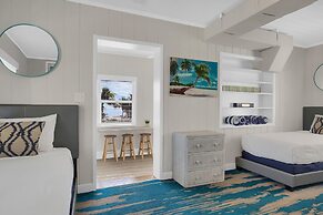 Seascape Resort & Marina