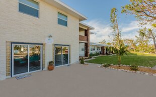 Seascape Resort & Marina