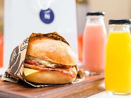 Novotel Newcastle Beach