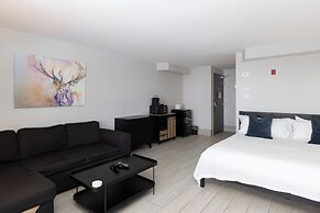 Terrace Suites