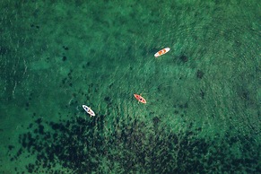 Tropicana Lagoon Apartments