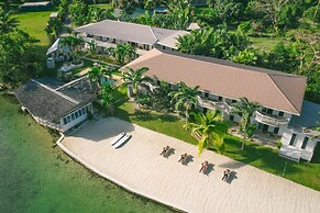 Tropicana Lagoon Apartments