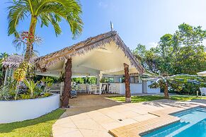 Tropicana Lagoon Apartments