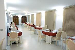 Biazi Paradise Hotel