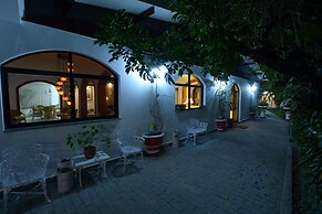 Biazi Paradise Hotel