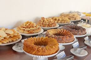 Arraial Bangalô Praia Hotel