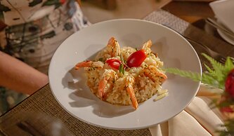 Arraial Bangalô Praia Hotel