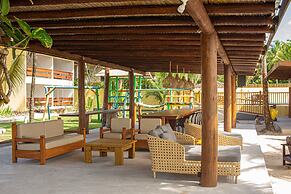 Arraial Bangalô Praia Hotel