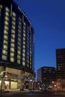 Renaissance Arlington Capital View Hotel