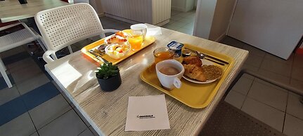 The Originals Access, Hôtel les Iris