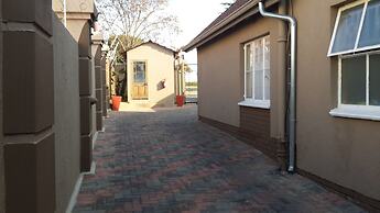 African Sky Bed and Breakfast