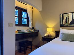 Posada del Cortes Hotel