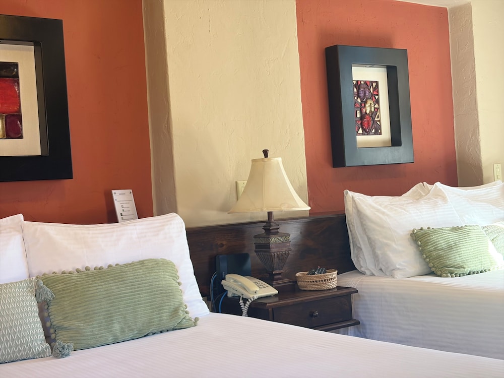 Posada del Cortes Hotel