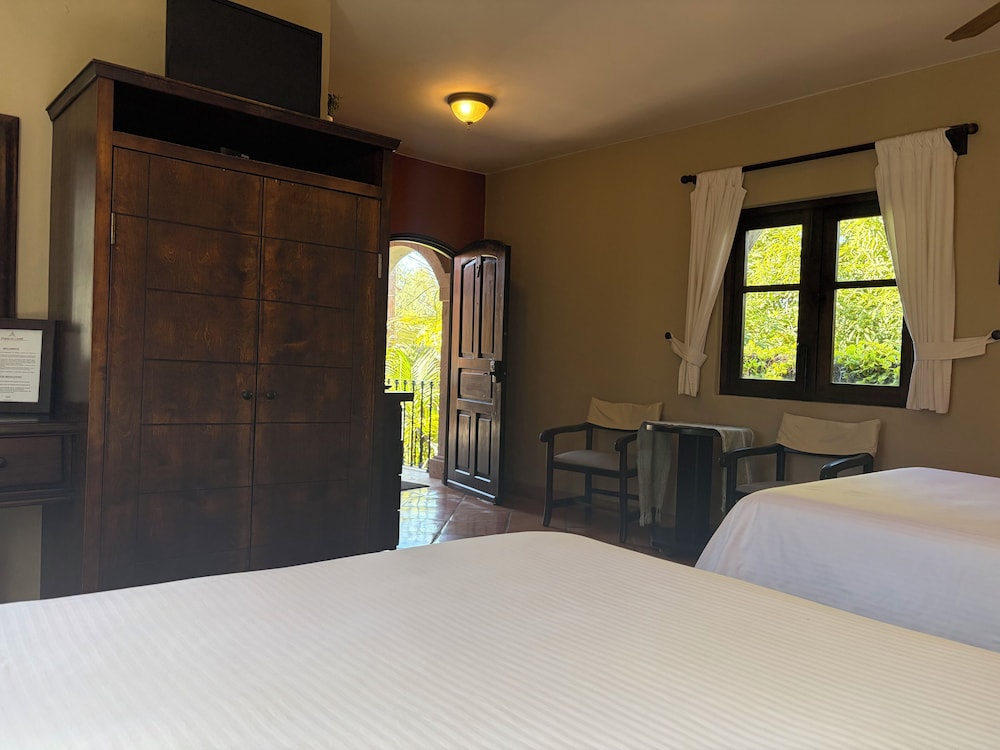 Posada del Cortes Hotel