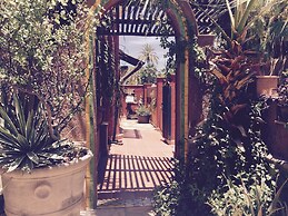 Posada del Cortes Hotel