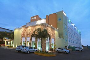 Staybridge Suites Queretaro, an IHG Hotel