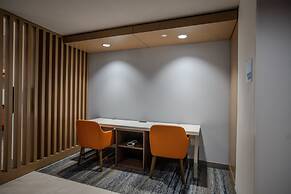 Holiday Inn Express Cleveland by IHG