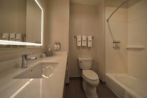 Holiday Inn Express Cleveland by IHG