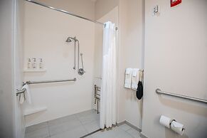 Holiday Inn Express Cleveland by IHG