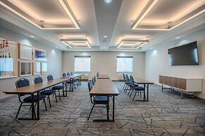 Holiday Inn Express Cleveland by IHG