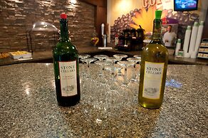 Staybridge Suites East Stroudsburg - Poconos by IHG