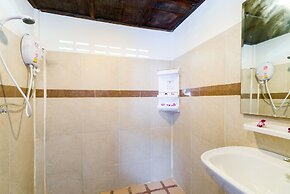 Rich Resort Beachside Hotel