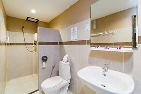 Rich Resort Beachside Hotel