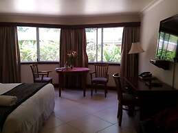 Pacific Gardens Hotel