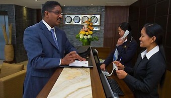 Phoenix Plaza Hotel Apartments