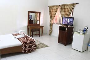 Coconut Grove Beach Resort