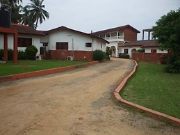 Coconut Grove Beach Resort