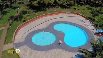 Coconut Grove Beach Resort