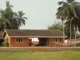 Coconut Grove Beach Resort