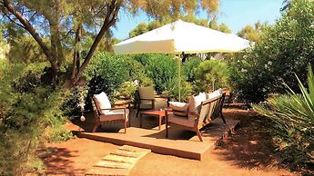 Zorbas Beach Village Hotel