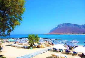 Zorbas Beach Village Hotel